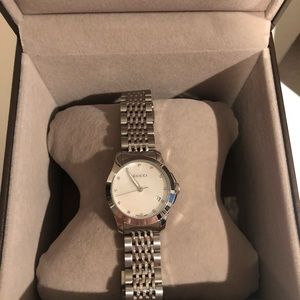 Like new, worn once just wasn’t me. Everything you see is included.